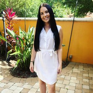 Meet your Posher, Daniela